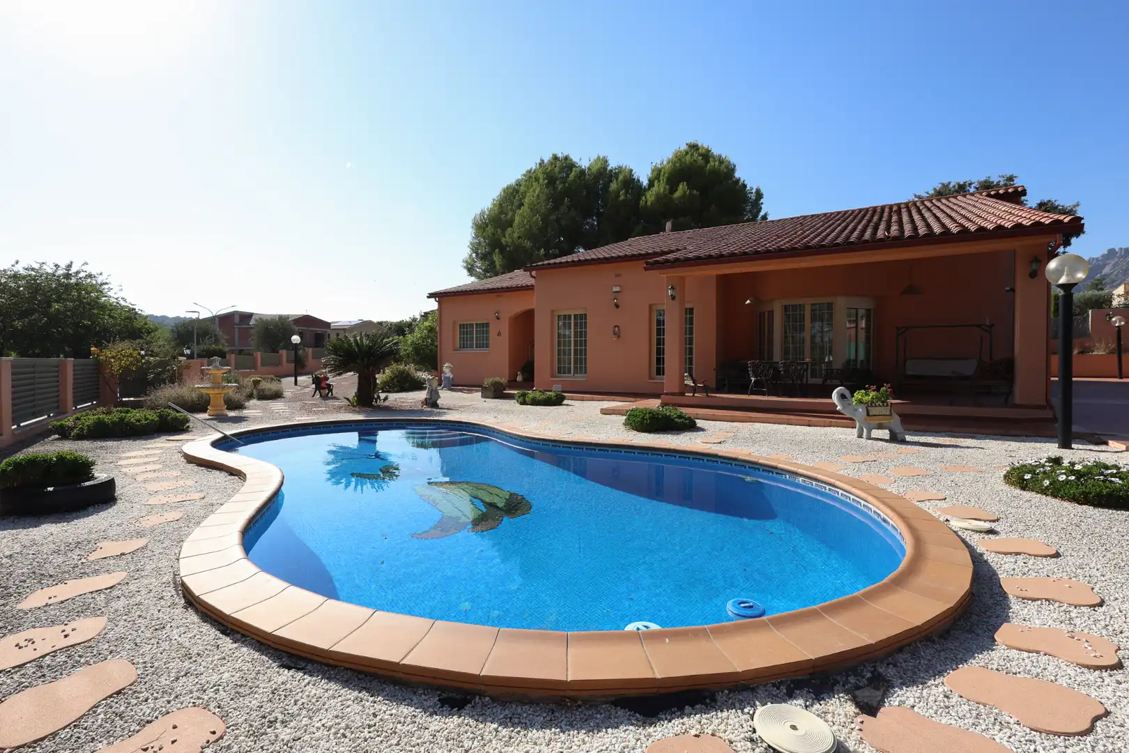 Casa con piscina en venta en Collbató, imagen 4