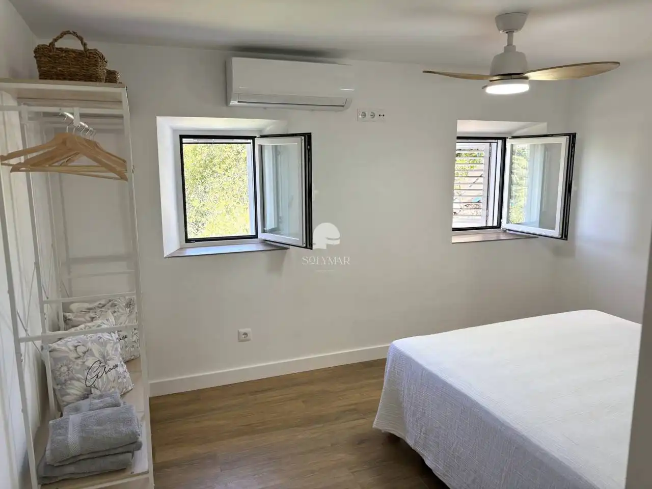 Schlafzimmer von Haus oder Chalet zur Miete in Canillas de Aceituno mit Klimaanlage, Privatgarten und Terrasse