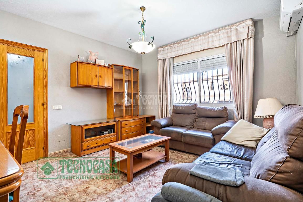Living room of House or chalet for sale in Roquetas de Mar
