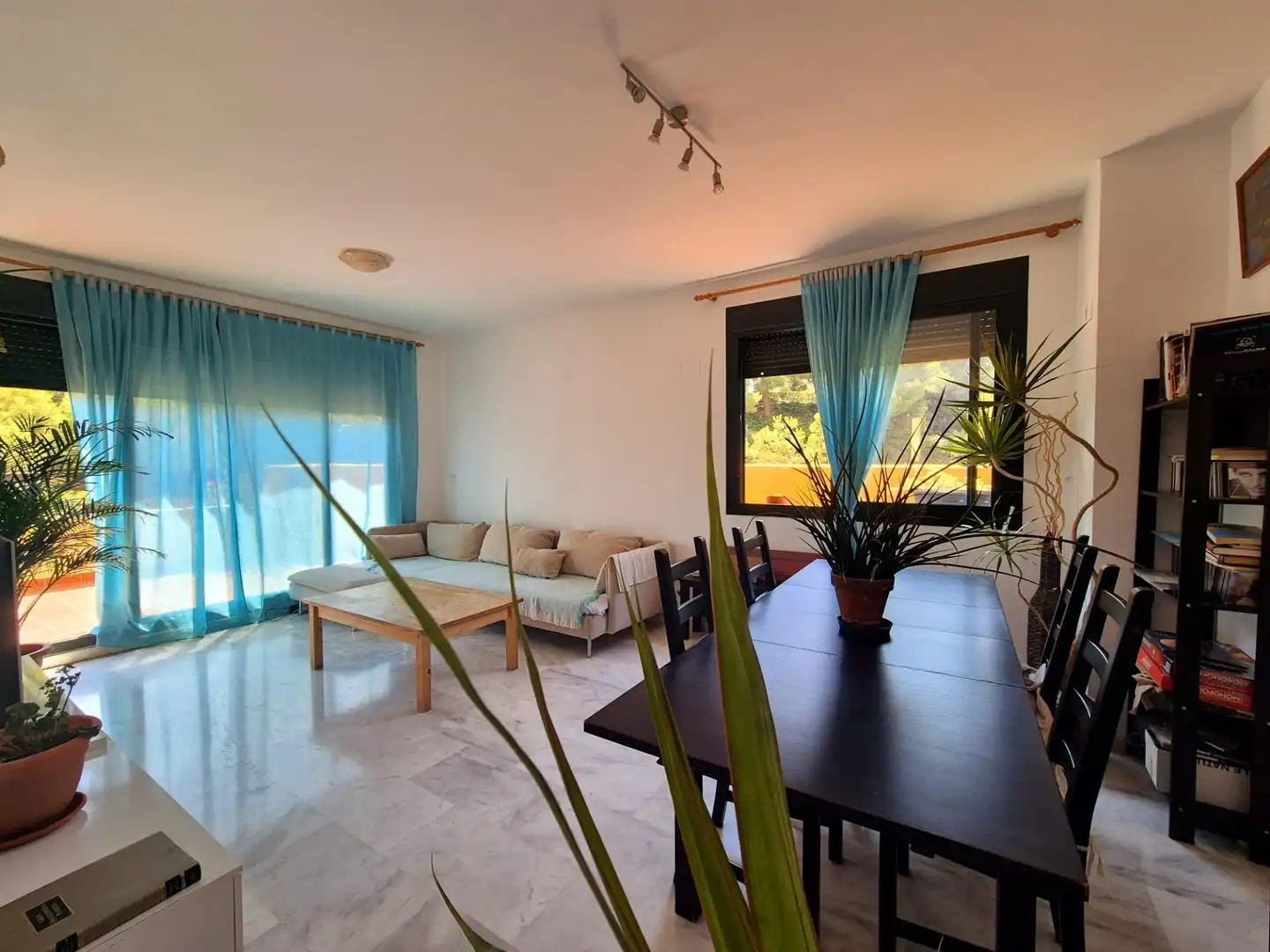 Außenansicht von Dachboden zum Verkauf in Mijas mit Privatgarten, Terrasse und Gemeinschaftspool