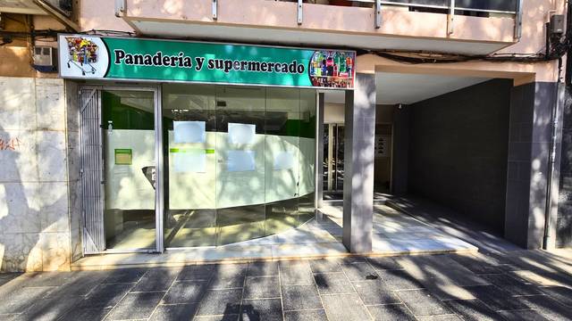 Local comercial en Venta en Calle Pompeu Fabra en Centre