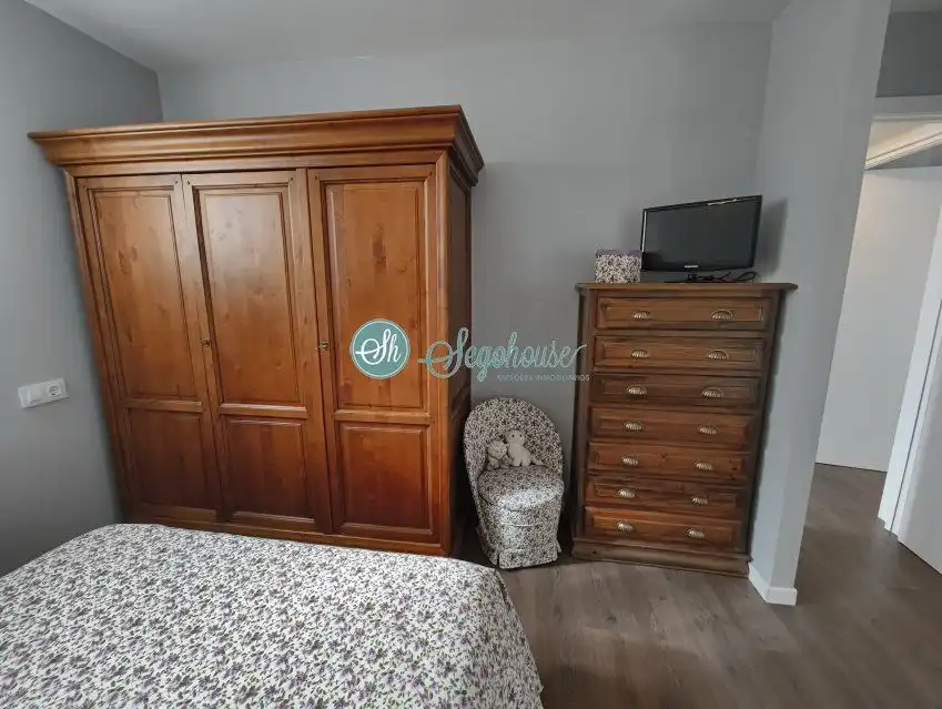 Habitación de Casa o chalet de alquiler en Segovia con Calefacción y Amueblado