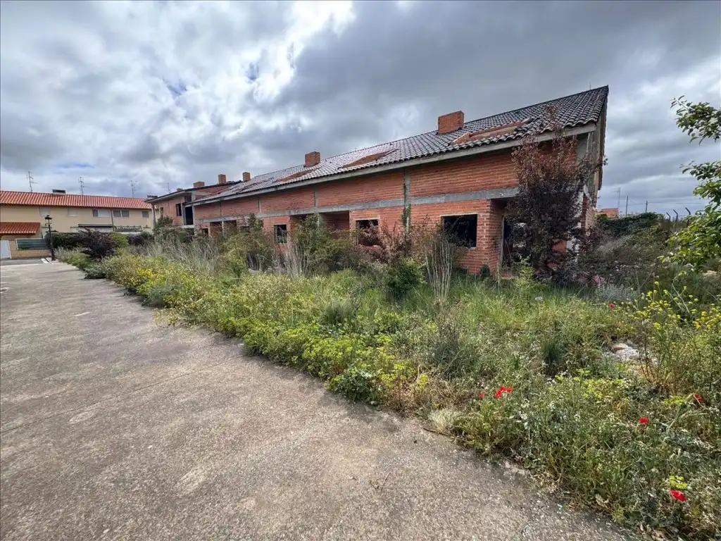 Terrenos y solares en venta en Anguciana