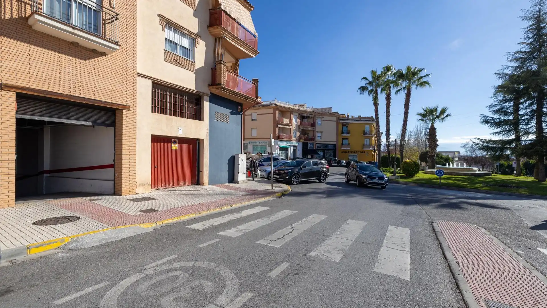 Exterior view of Garage for sale in Peligros