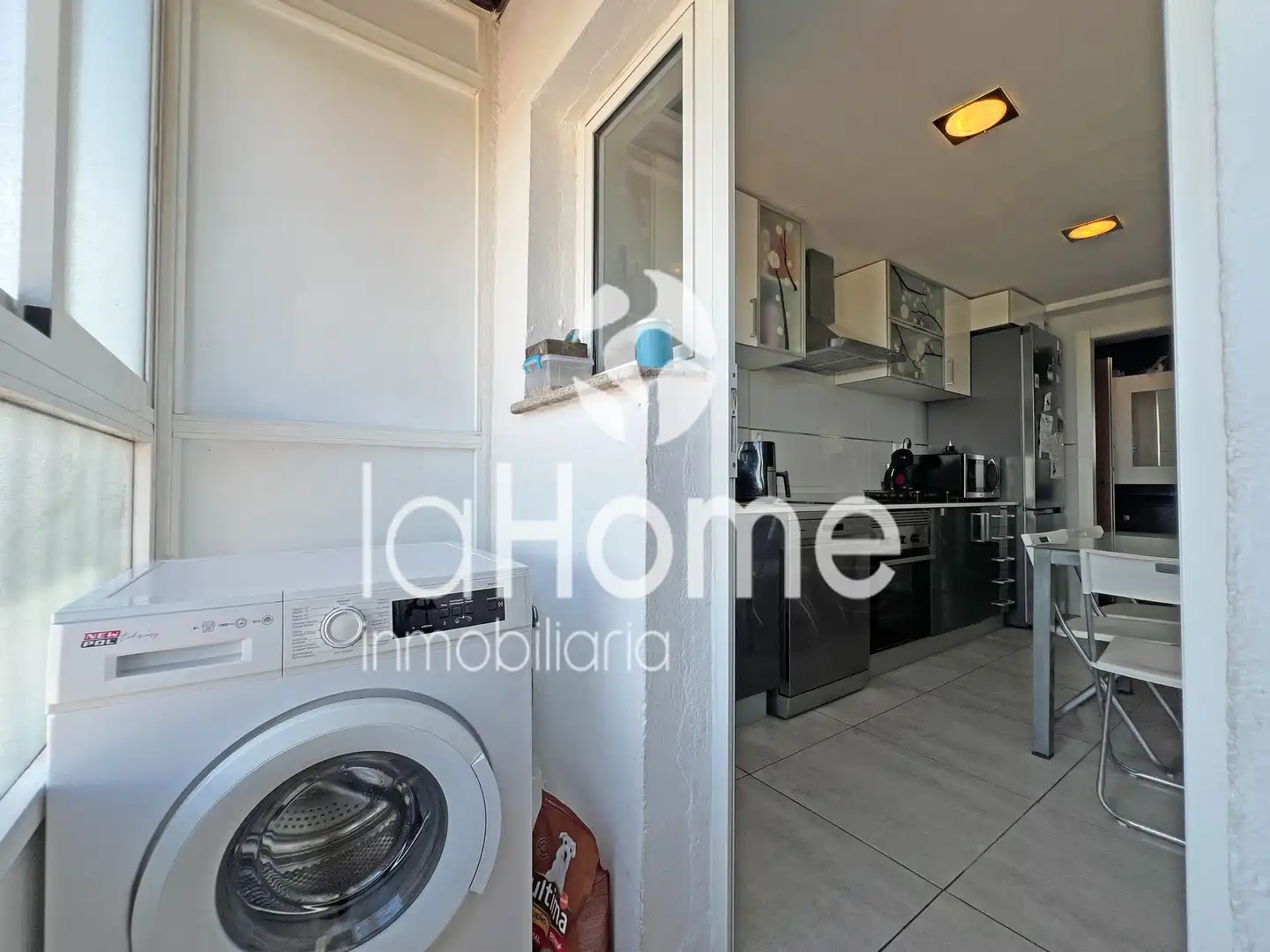 Küche von Wohnung zum Verkauf in La Pobla de Vallbona mit Klimaanlage, Heizung und Parkett