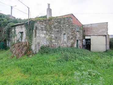 Casa amb jardí en venda a Rúa Rañobre