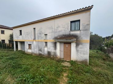 Casa amb jardí en venda a Canyelles