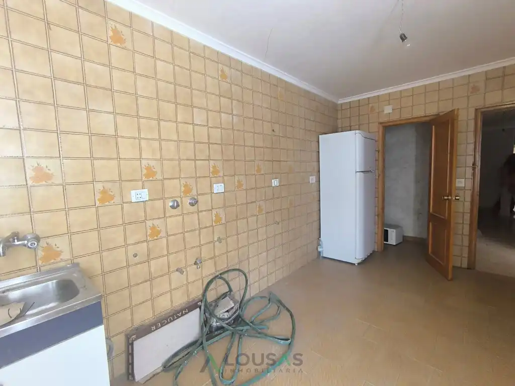 Kitchen of Flat for sale in Monforte de Lemos