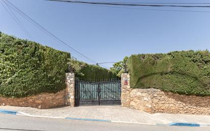 Exterior view of House or chalet for sale in Dílar  with Private garden, Terrace and Storage room