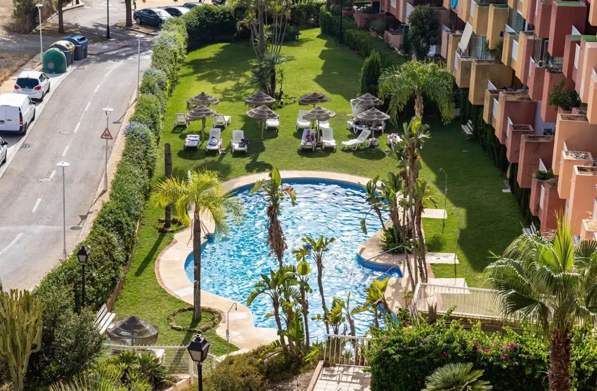 Apartament amb piscina en venda a Los Pacos
