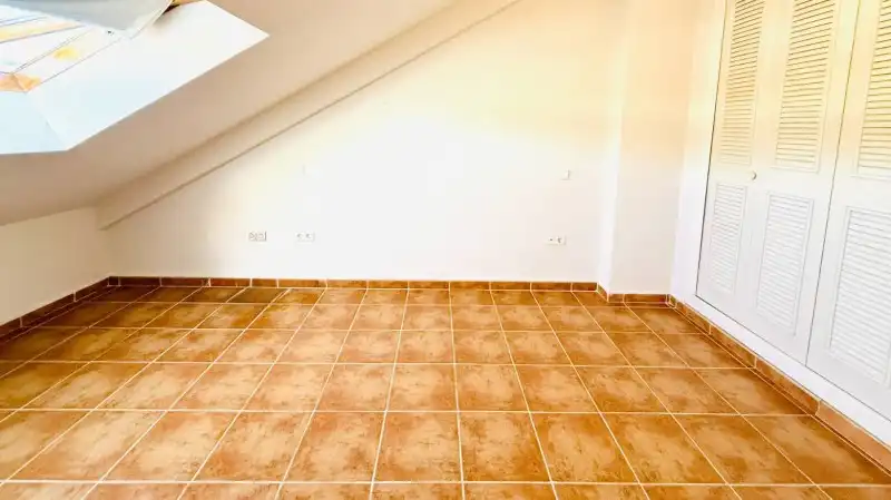 Habitación de Dúplex en venta en El Espinar con Calefacción, Jardín privado y Terraza