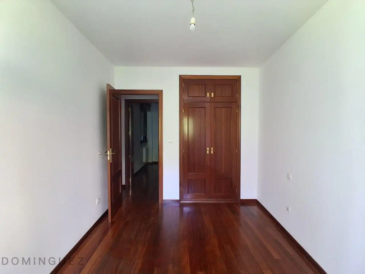 Flat for rent in Vigo   with Heating and Storage room