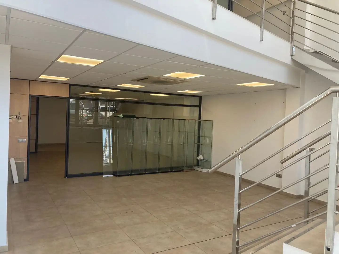 Locale commerciale in affitto a Academia 23, imagen 4