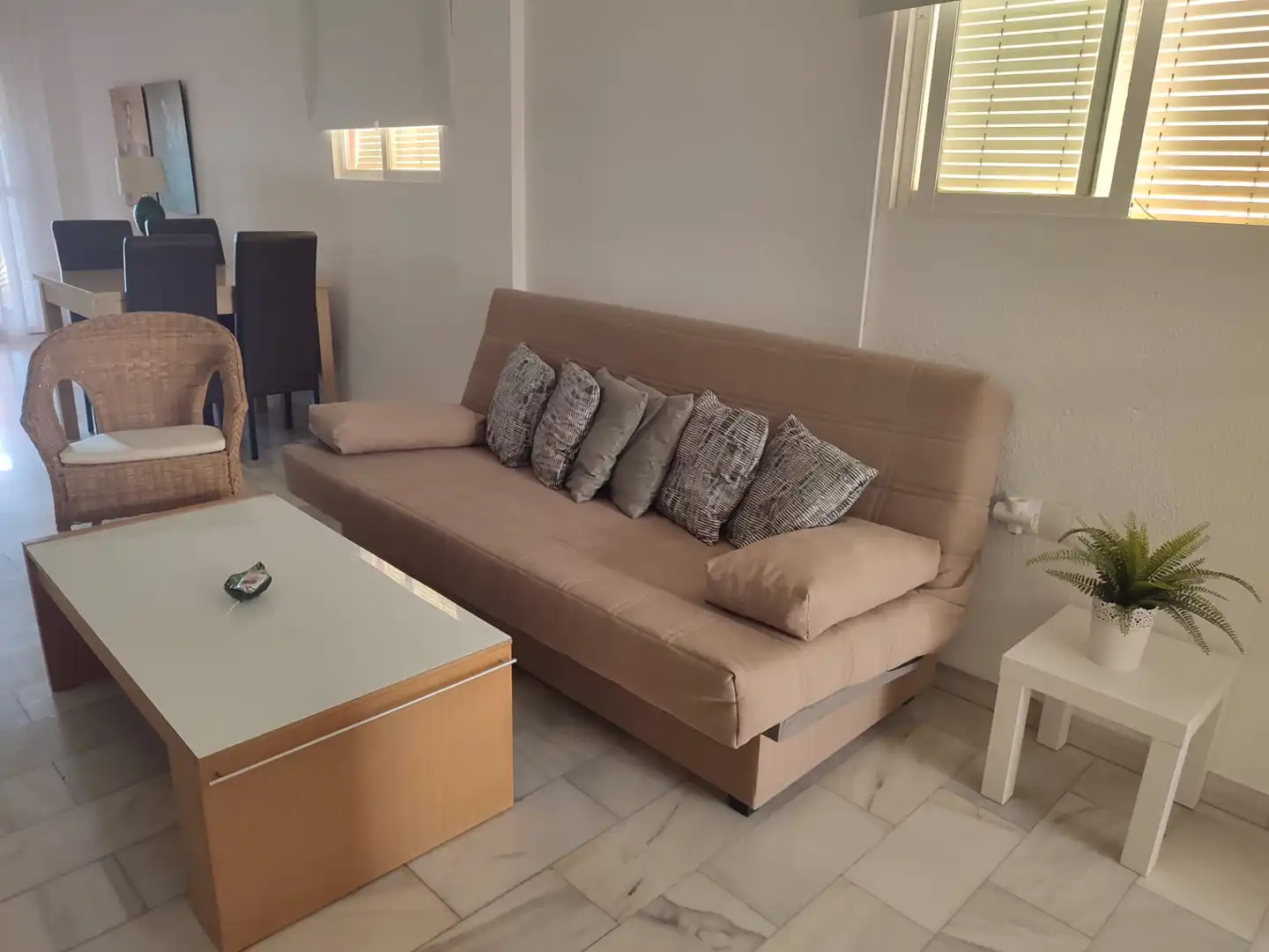 Wohnzimmer von Wohnung zur Miete in Montemar 