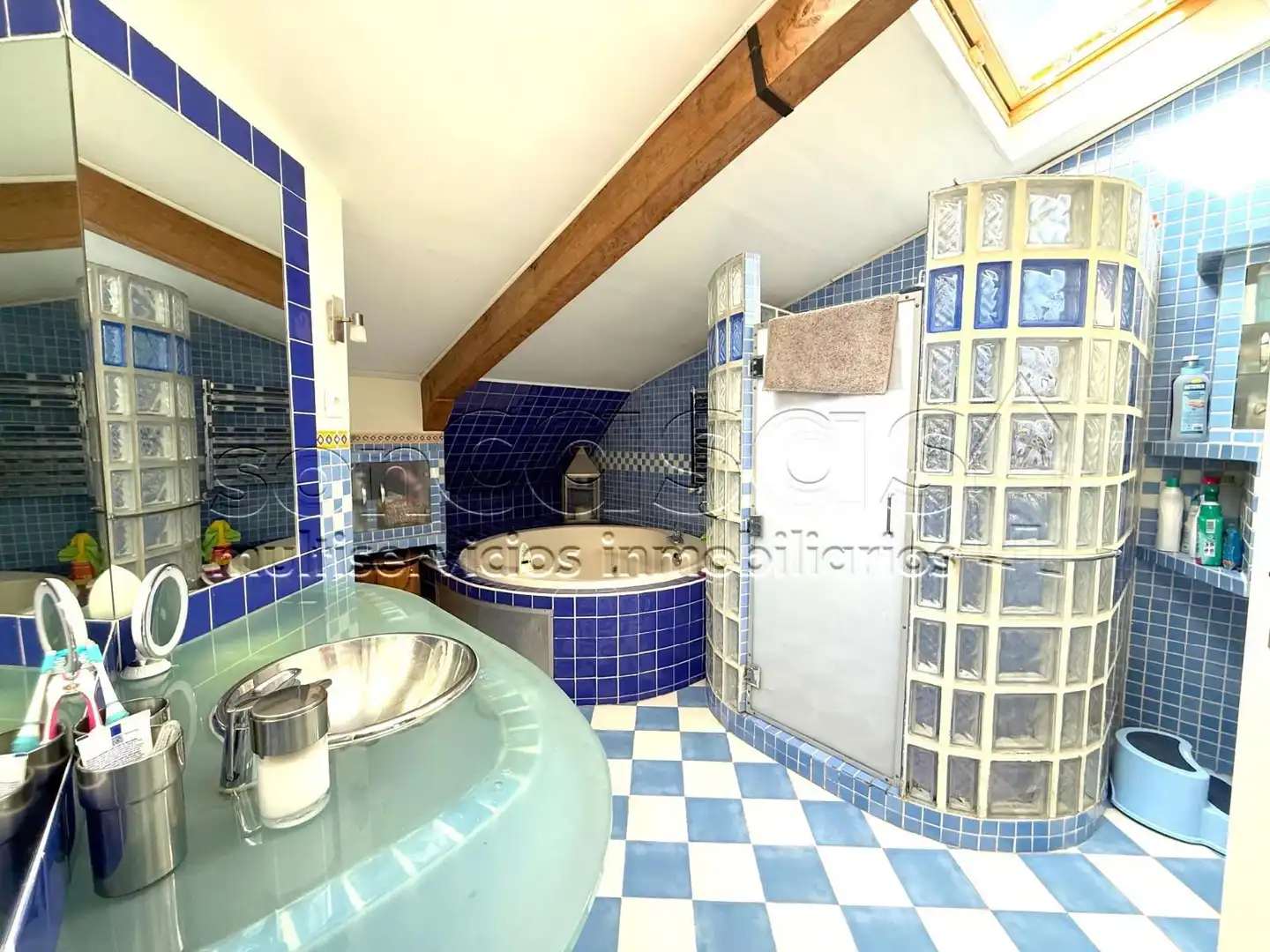 Baño de Ático en venta en Madrid con Aire acondicionado, Calefacción y Terraza