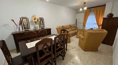 Foto 4 de Piso en venta en Villamartín, Cádiz