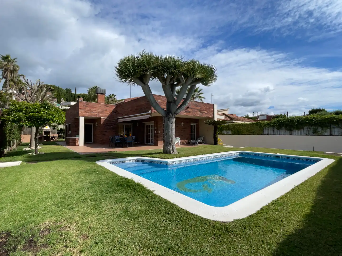 Jardí de Casa o xalet en venda en Sant Vicenç de Montalt amb Aire condicionat, Calefacció i Jardí privat