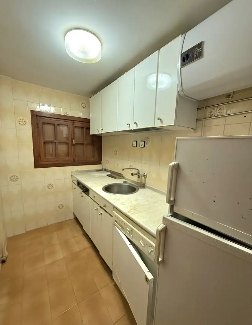 Cocina de Piso en venta en Aguilar de Campoo con Jardín privado, Parquet y Trastero