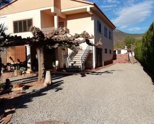 Vista exterior de Casa o xalet en venda en Benicasim / Benicàssim amb Jardí privat, Terrassa i Traster