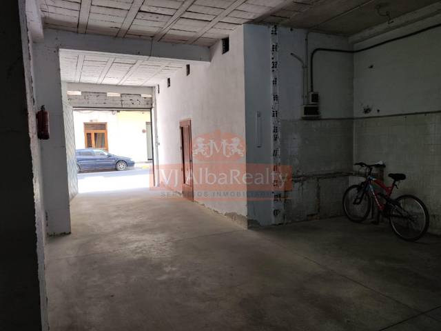 Local comercial en Venta en Ensanche - Franciscanos