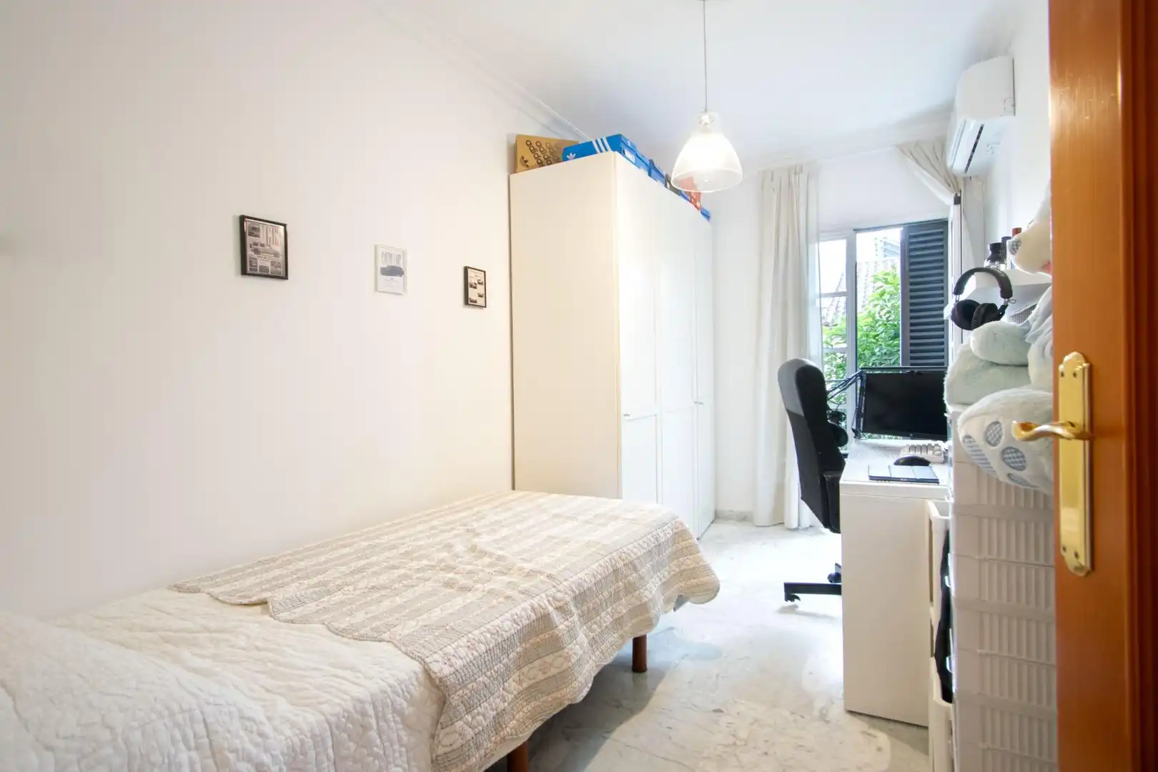 Bedroom of Flat for sale in San José de la Rinconada