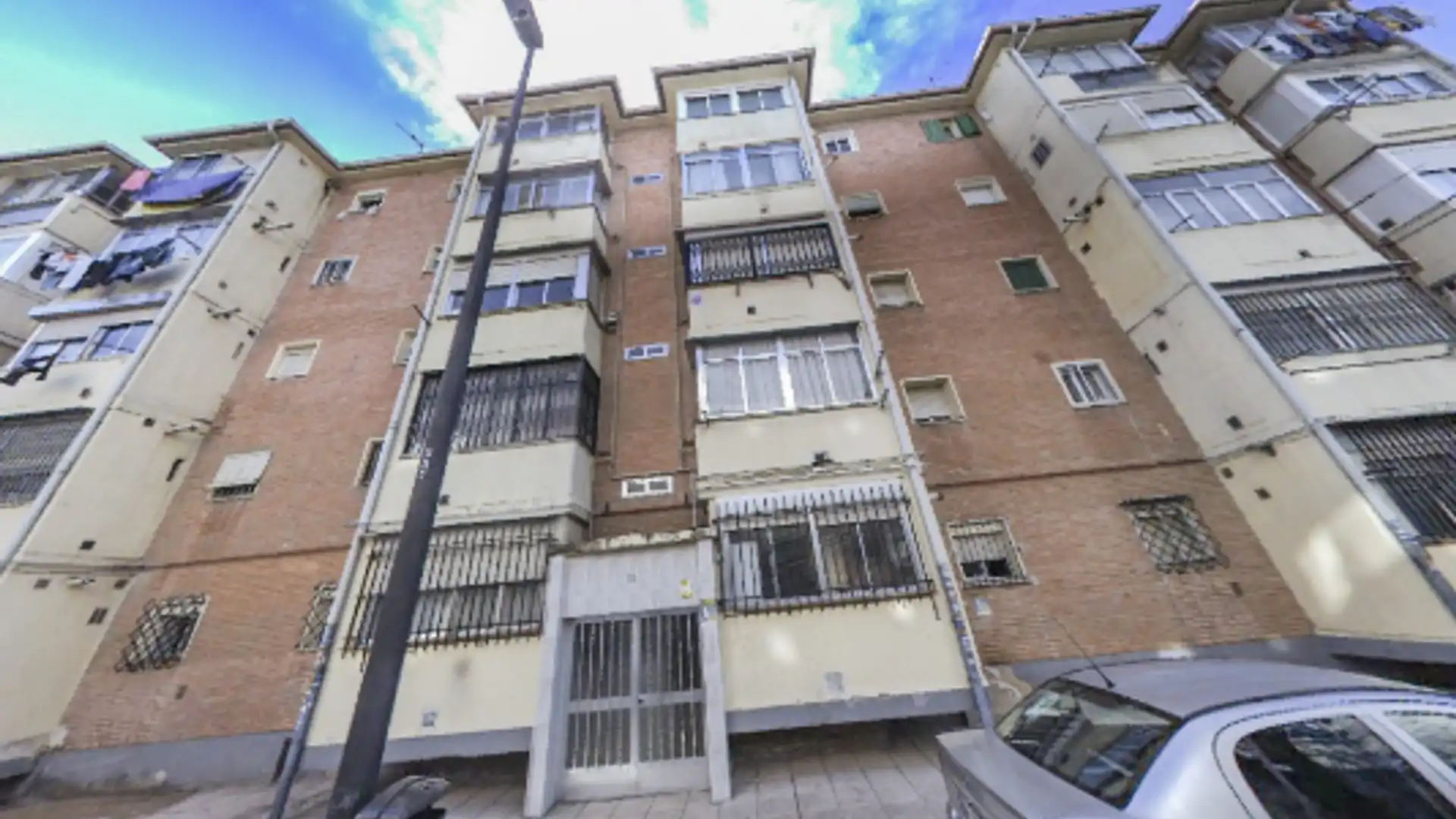 Vista exterior de Piso en venta en  Madrid Capital