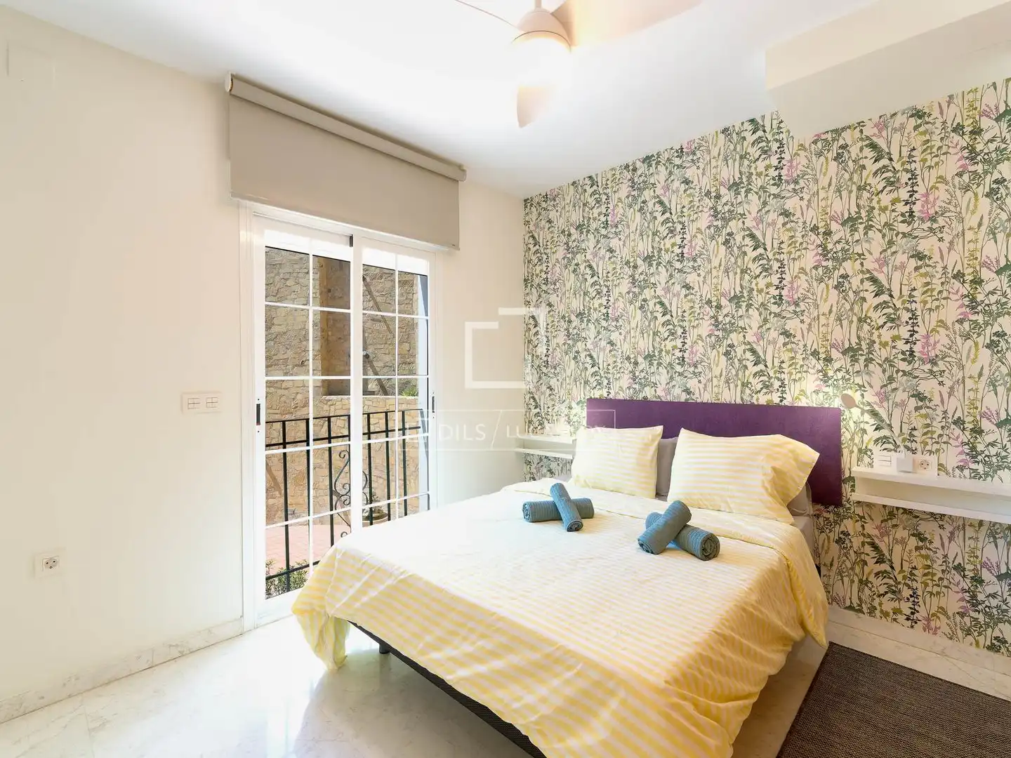 Bedroom of Flat for sale in Almuñécar  with Air Conditioner, Terrace and Swimming Pool