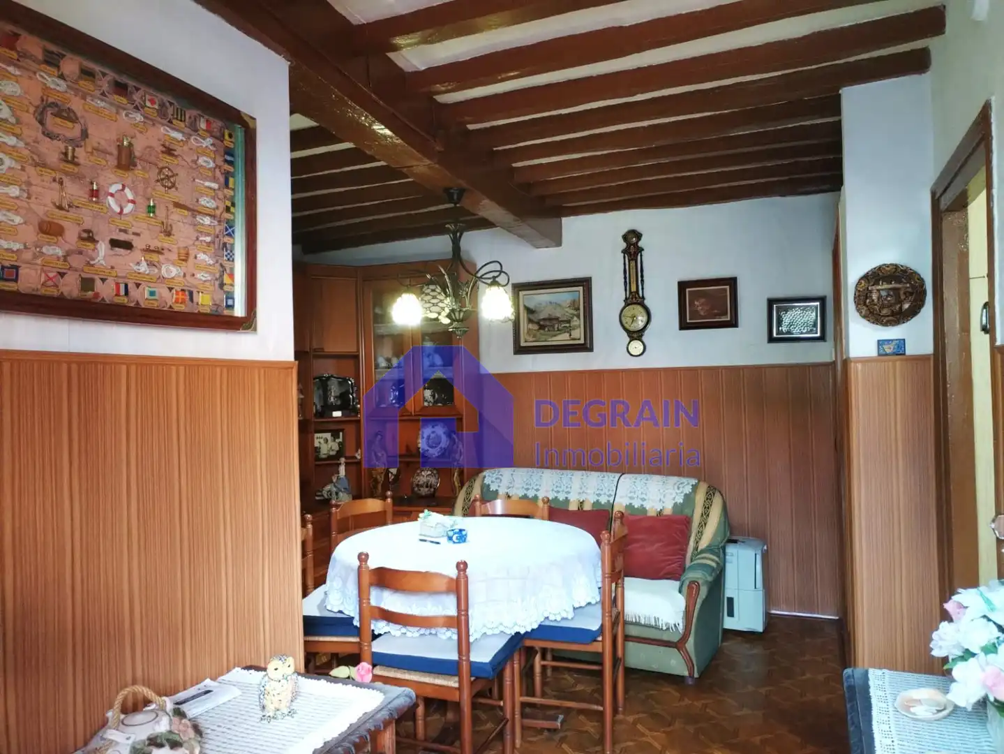 Einfamilien-Reihenhaus zum Verkauf in Oviedo  mit Privatgarten und Terrasse