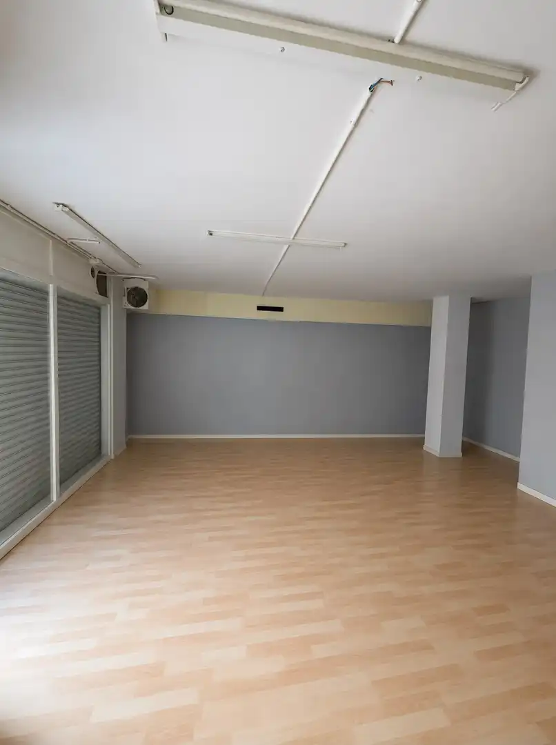 Business premises for sale in Diagonal - Colomeres, imagen 2