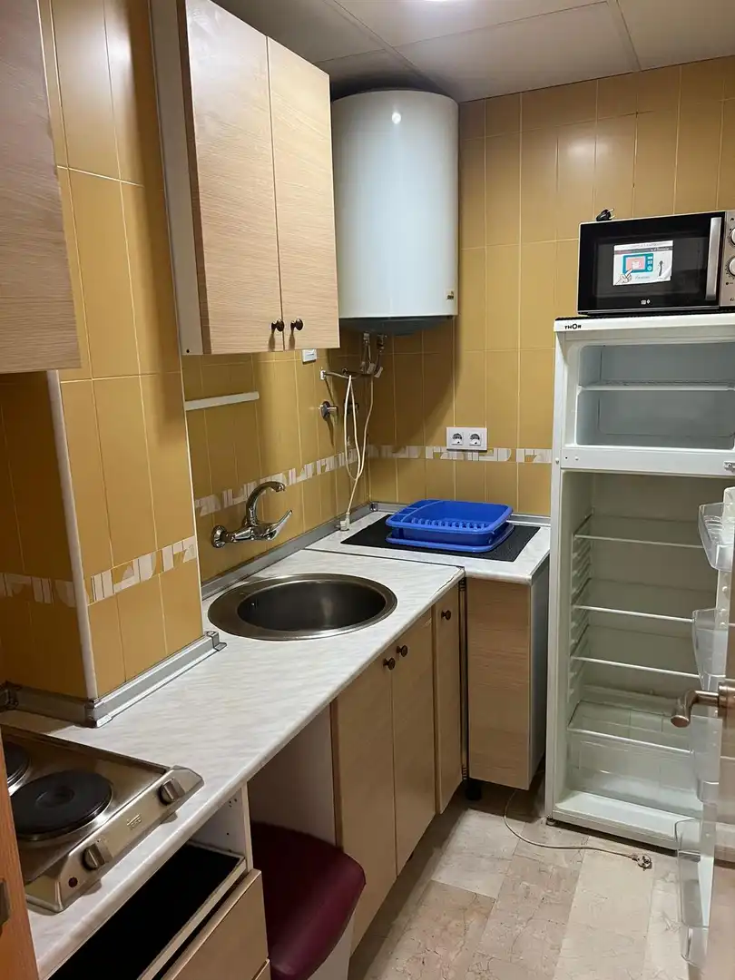 Apartamento de alquiler en Calle Cardenal Mendoza, Centro - Sagrario