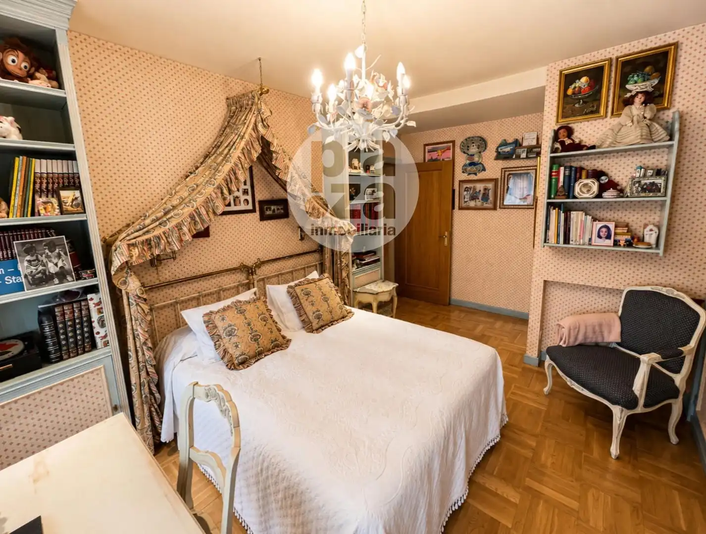 Schlafzimmer von Maisonette zum Verkauf in Burgos mit Heizung, Terrasse und Abstellraum