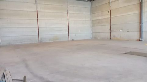 Foto 3 von Fabrikhallen zur Miete in Santiponce, Sevilla