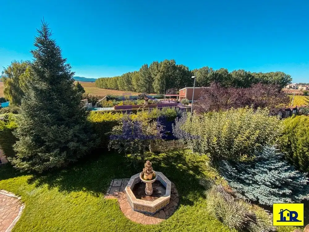Garden of Houses for sale in Arcas del Villar  with Terrace, Storage room and Swimming Pool