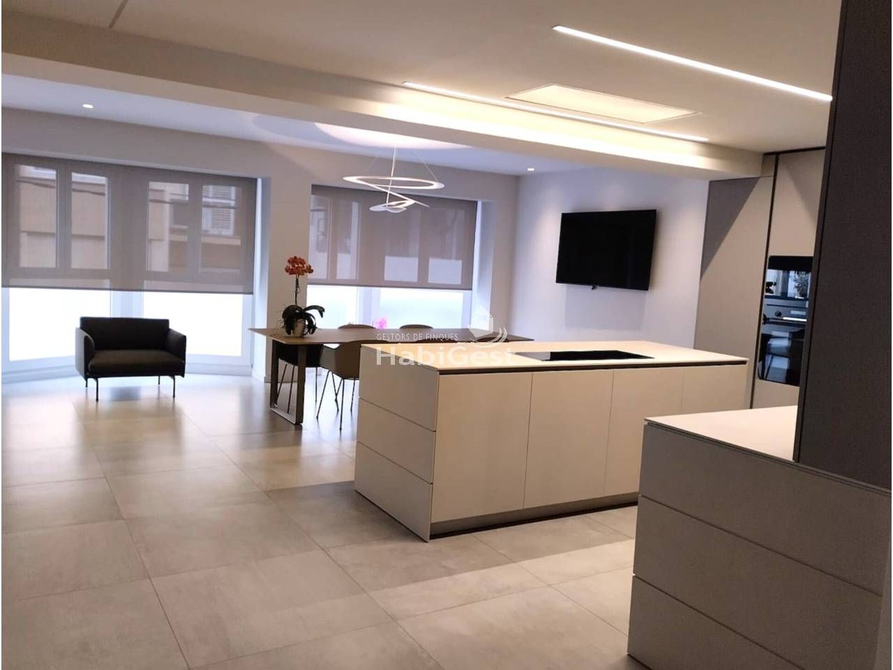Cocina de Piso de alquiler en Girona Capital con Aire acondicionado, Calefacción y Terraza