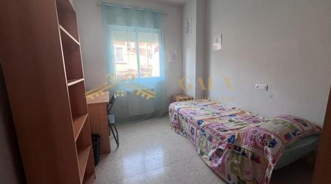 Foto 5 de Casa adosada de alquiler en Mejostilla, Cáceres