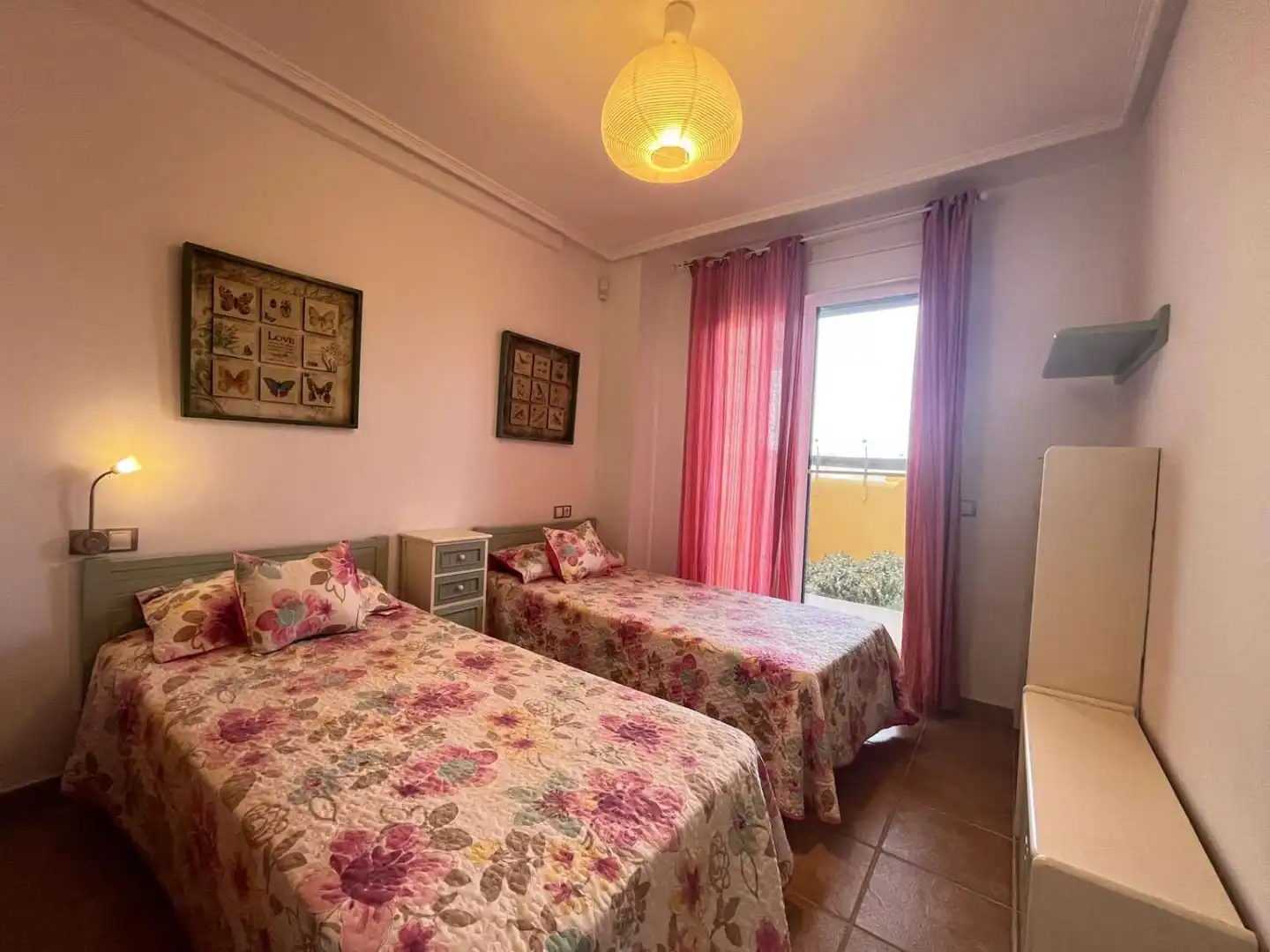 Habitación de Apartamento de alquiler en Vera con Aire acondicionado, Calefacción y Terraza