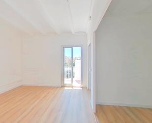 Bedroom of Flat for sale in  Barcelona Capital  with Heating and Terrace
