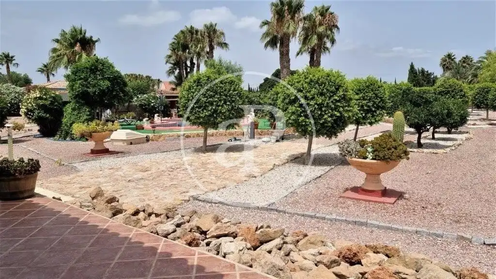 Jardín de Casa o chalet en venta en Catral con Aire acondicionado, Calefacción y Jardín privado