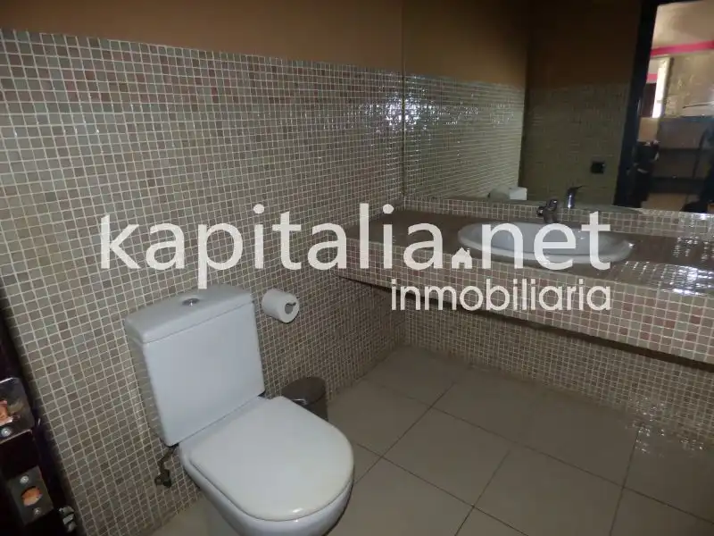 Baño de Planta baja en venta en Ontinyent con Aire acondicionado y Amueblado