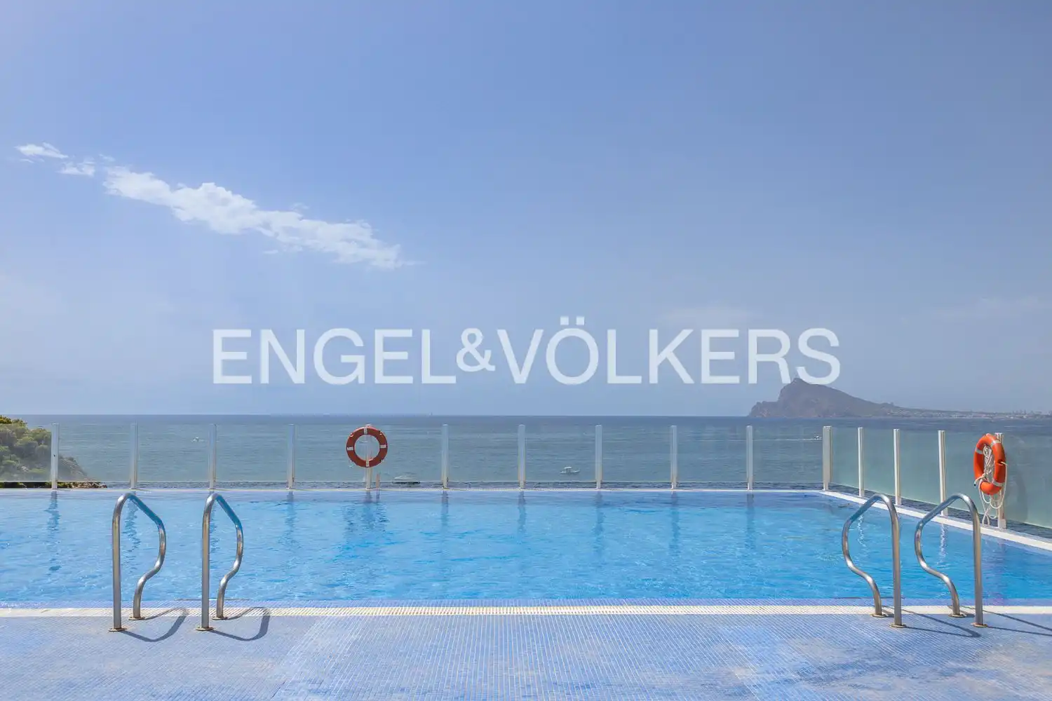 Piscina de Piso de alquiler en Altea con Aire acondicionado, Calefacción y Jardín privado