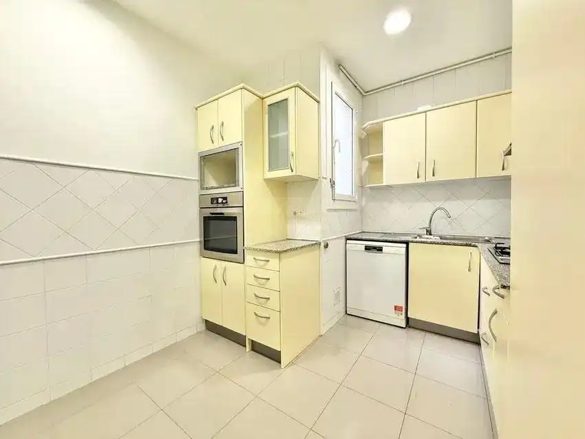 Appartamento con terrazza in vendita a Calle MUNTANER, imagen 8