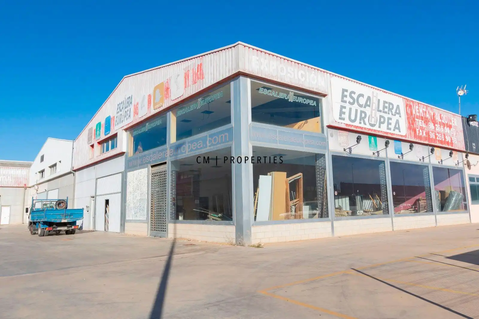 Vista exterior de Nave industrial en venta en Canet d'En Berenguer