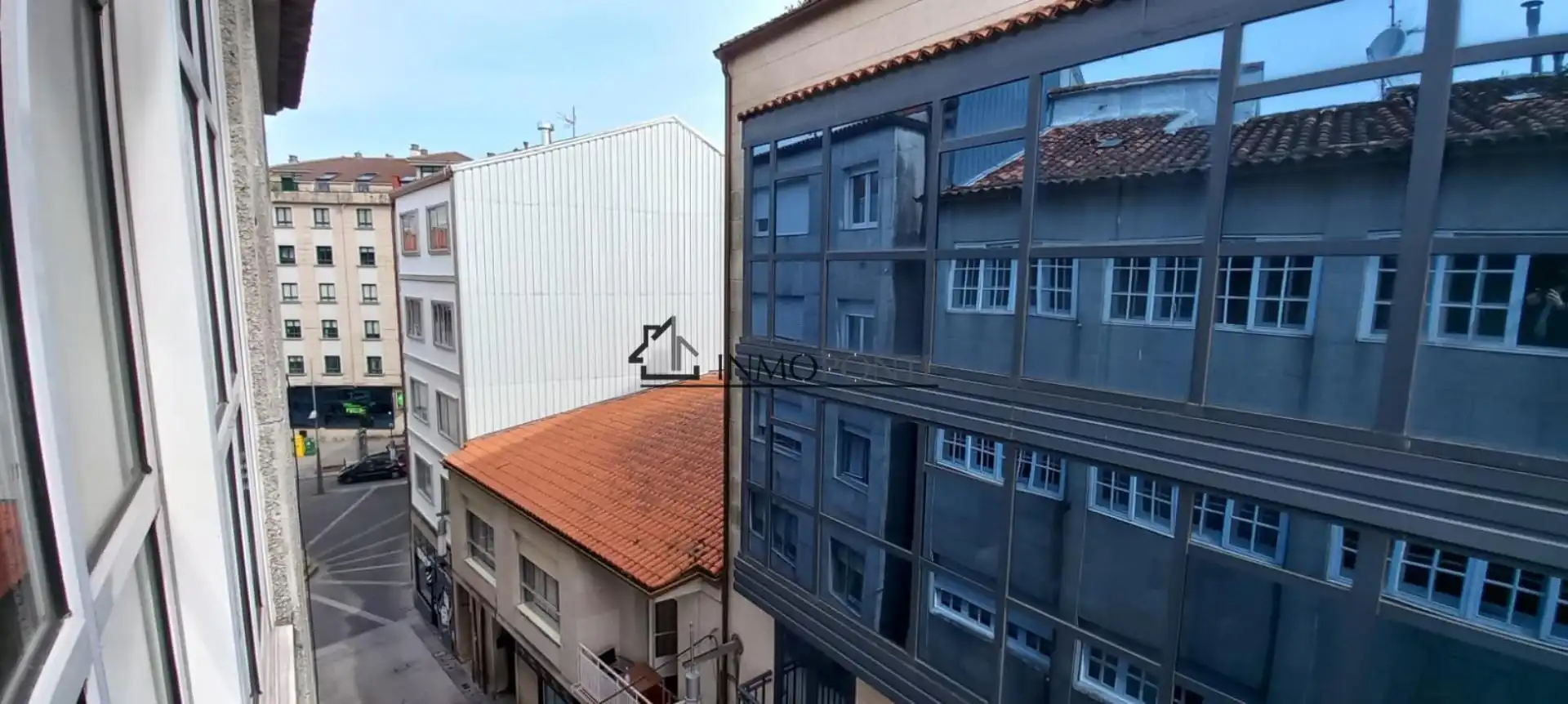 Vista exterior de Pis en venda en Pontevedra Capital 