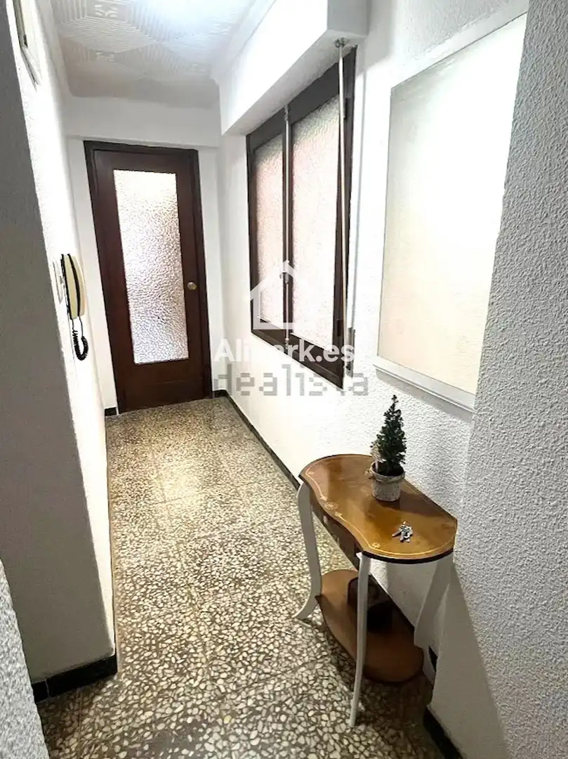 Piso en venta en Novelda con Terraza