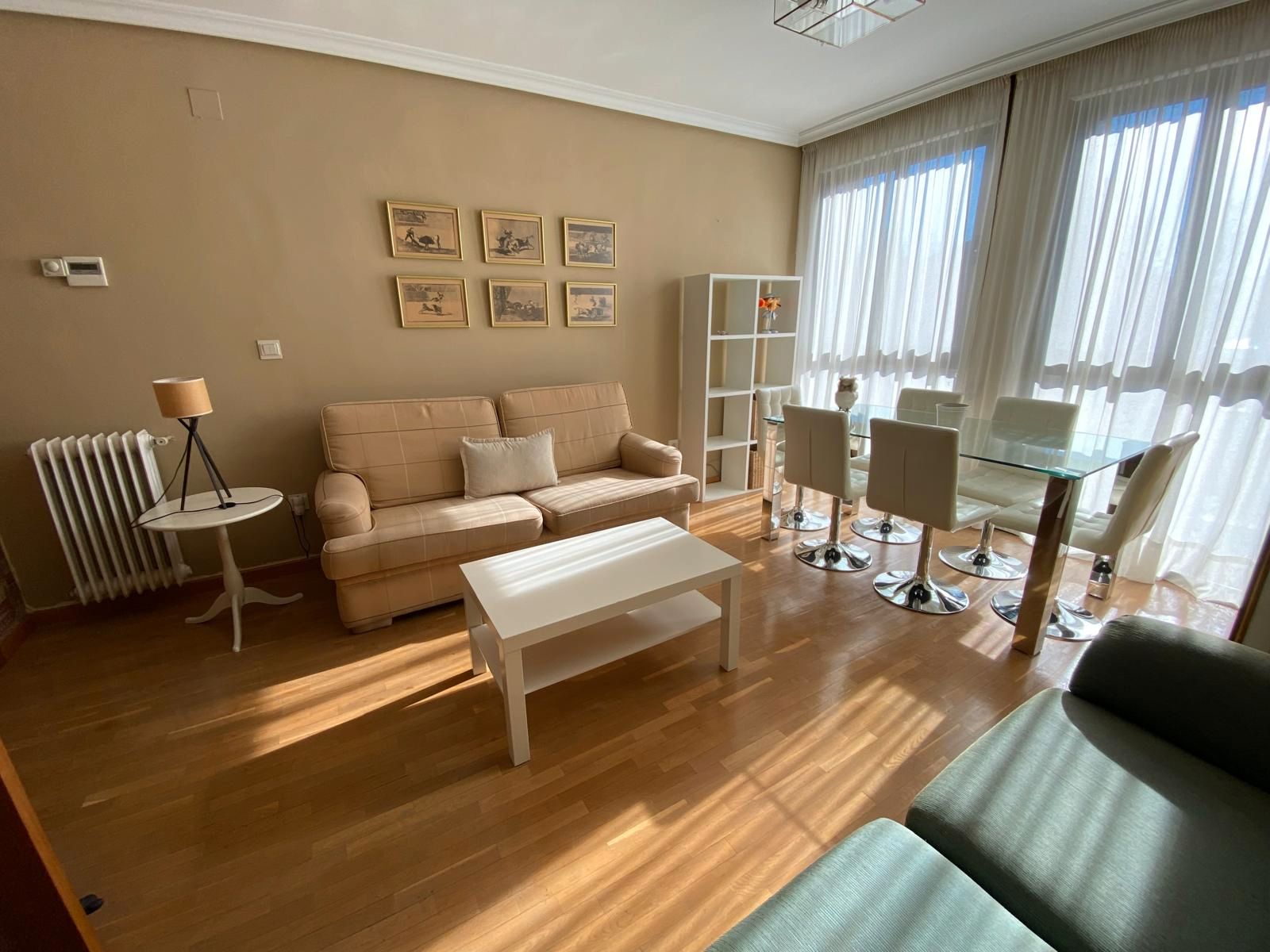 Flat to rent in Calle Pablo Medina, Centro