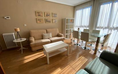 Living room of Flat to rent in  Albacete Capital  with Air Conditioner, Heating and Parquet flooring