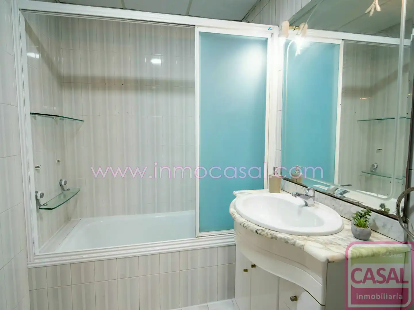 Badezimmer von Wohnung zum Verkauf in Fozaneldi - Tenderina - Ventanielles