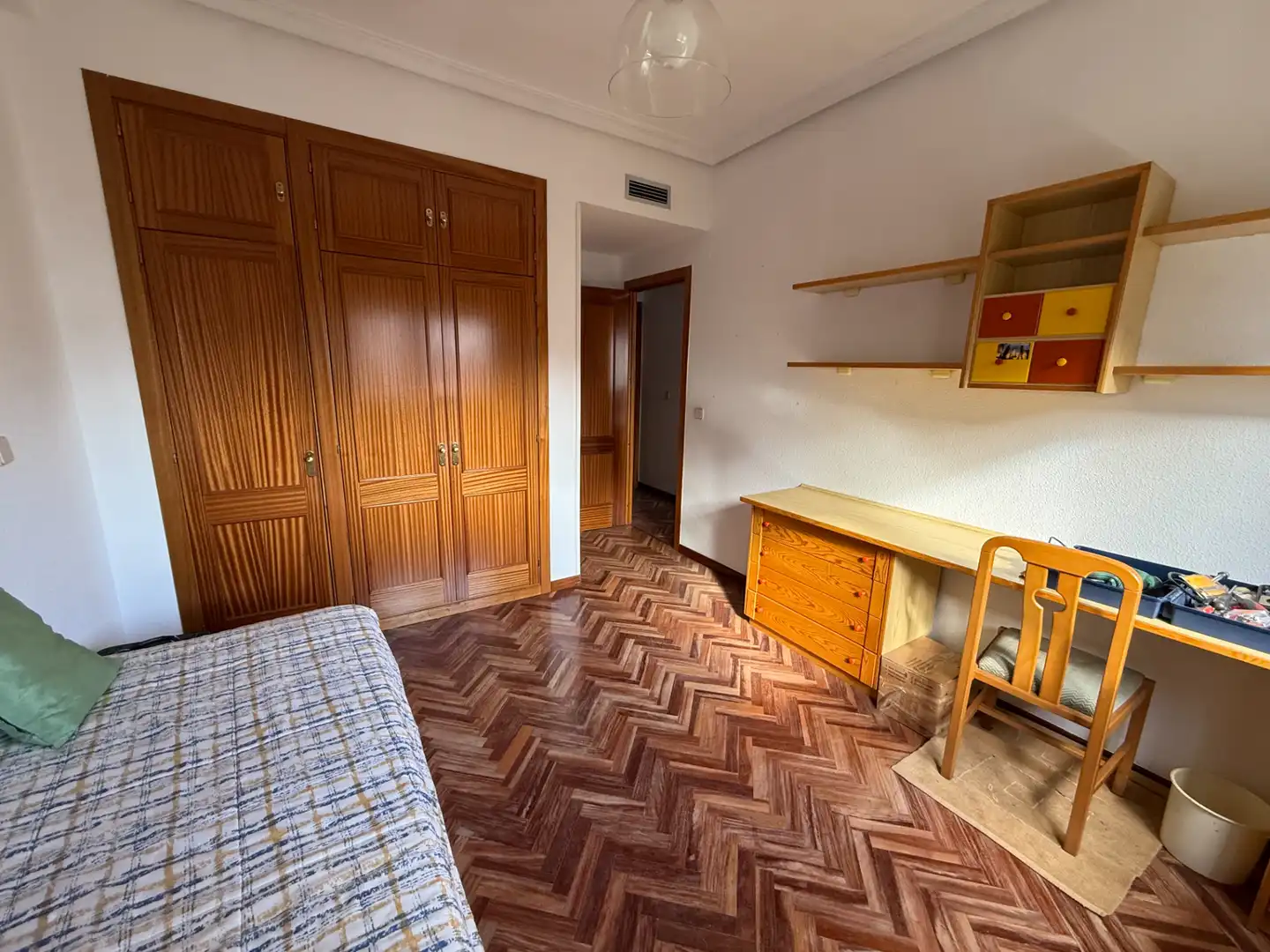 Schlafzimmer von Wohnung zum Verkauf in Alcorcón mit Heizung, Privatgarten und Möbliert