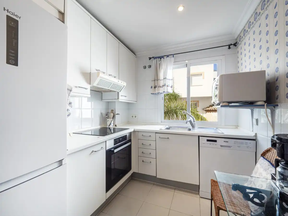 Apartament amb piscina en venda a Nueva Andalucía, imagen 23