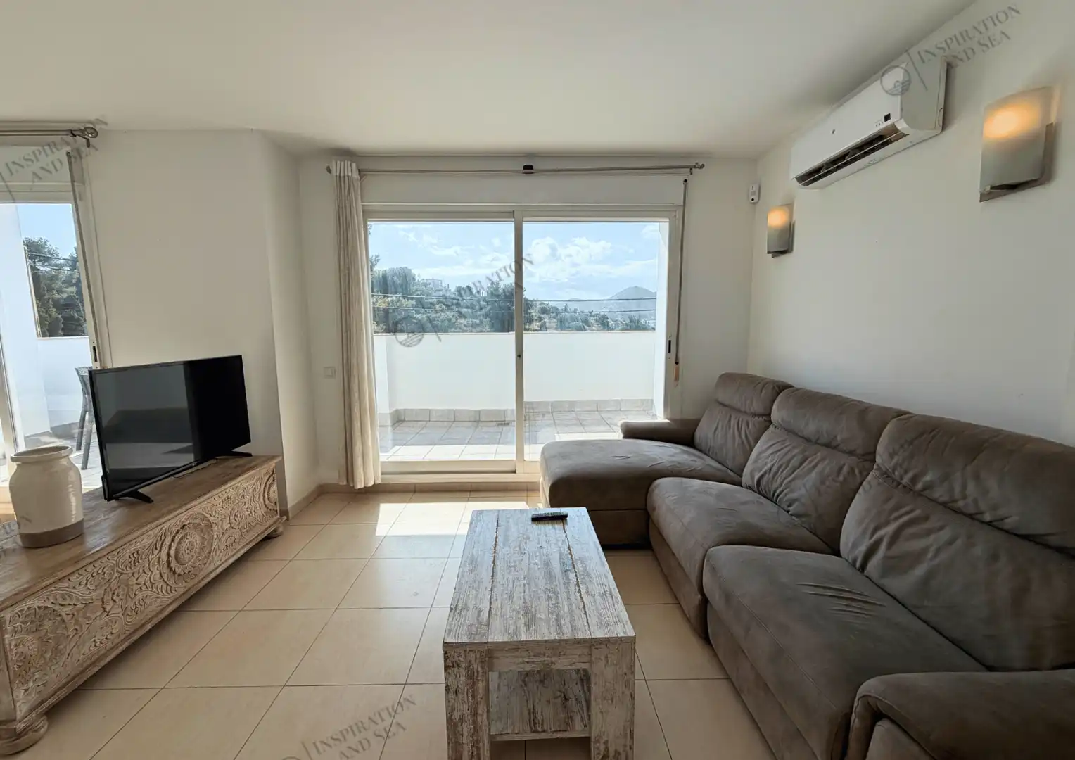 Living room of Flat for sale in Eivissa  with Air Conditioner, Terrace and Furnished